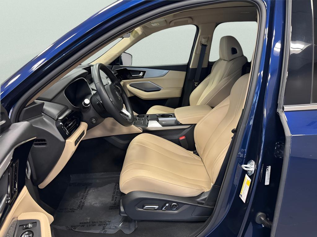 used 2023 Acura MDX car, priced at $38,358