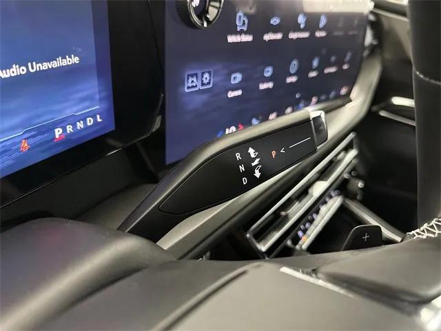 new 2026 Chevrolet Traverse car, priced at $40,885