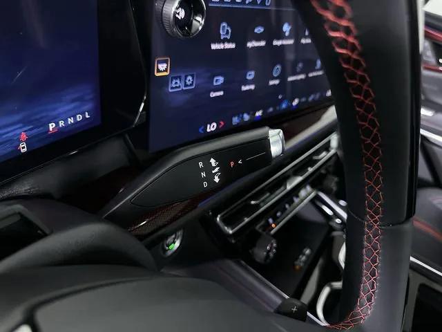 new 2026 Chevrolet Traverse car, priced at $57,726