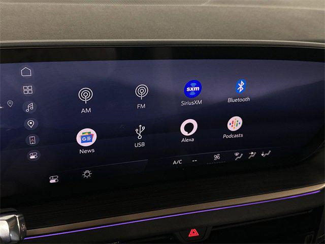 new 2025 Buick Envision car, priced at $36,285