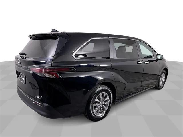 used 2024 Toyota Sienna car, priced at $42,781