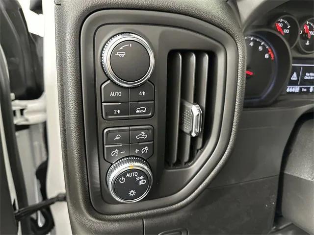 new 2025 GMC Sierra 1500 car, priced at $39,990