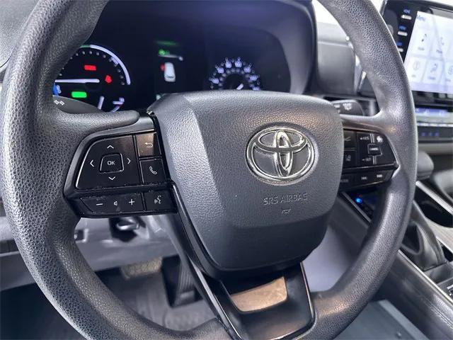 used 2022 Toyota Sienna car, priced at $25,582