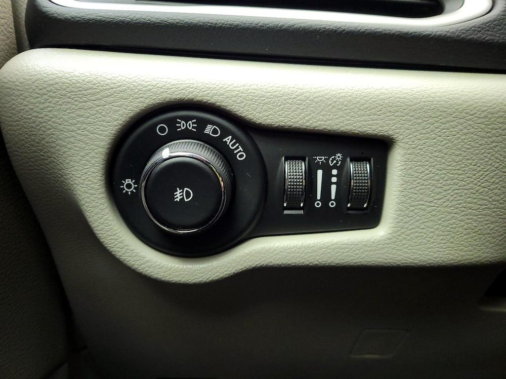 used 2017 Chrysler Pacifica car, priced at $19,998