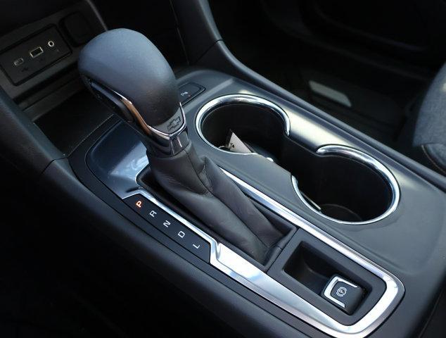 used 2023 Chevrolet Equinox car, priced at $22,000