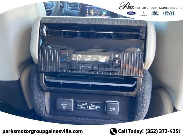 used 2022 Jeep Wagoneer car, priced at $44,542