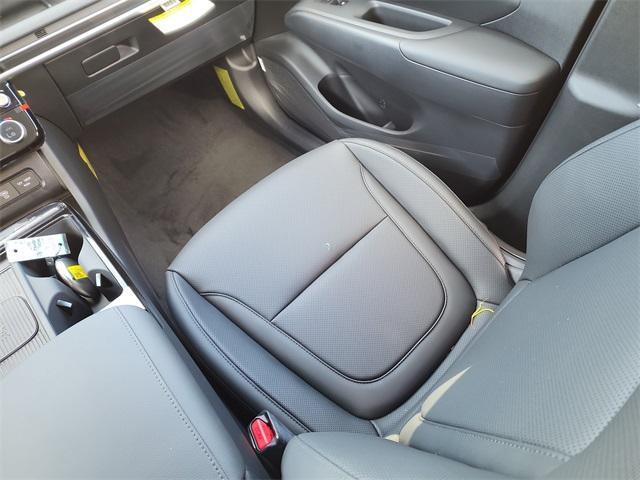 new 2025 Hyundai TUCSON Hybrid car, priced at $36,832