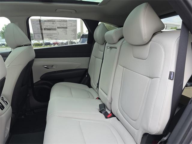 new 2025 Hyundai TUCSON Hybrid car, priced at $31,997