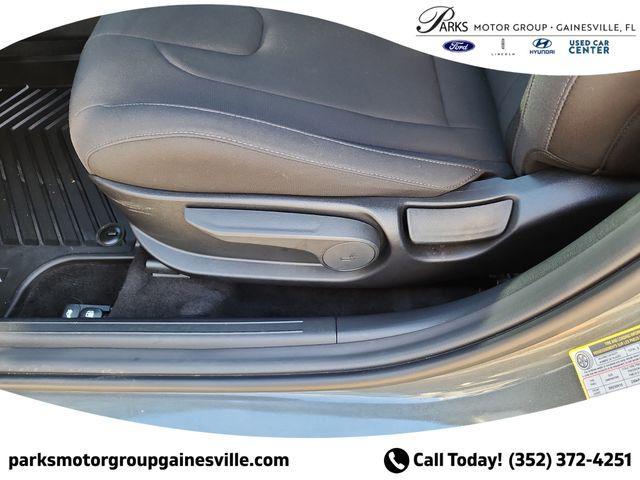 new 2025 Hyundai ELANTRA HEV car, priced at $25,006