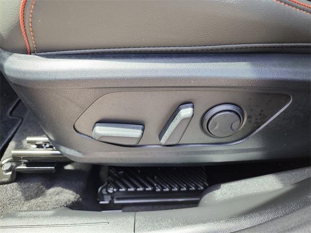 new 2025 Hyundai SANTA CRUZ car, priced at $38,573