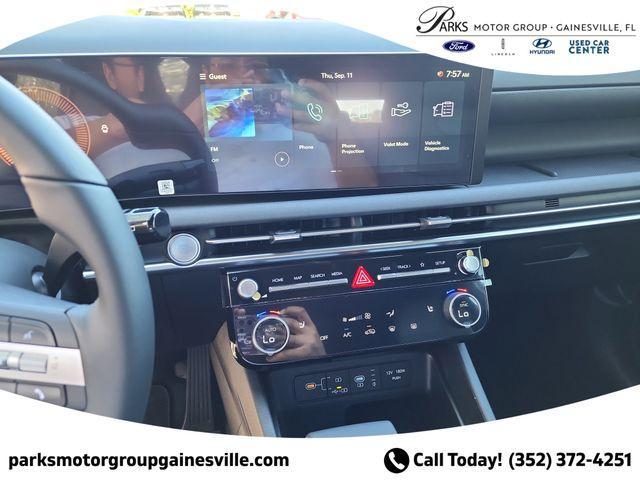 new 2025 Hyundai Tucson car, priced at $35,064