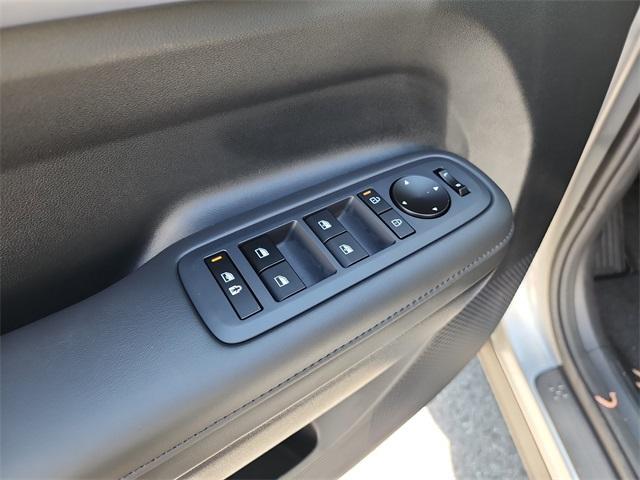 new 2025 Hyundai Santa Fe car, priced at $39,350