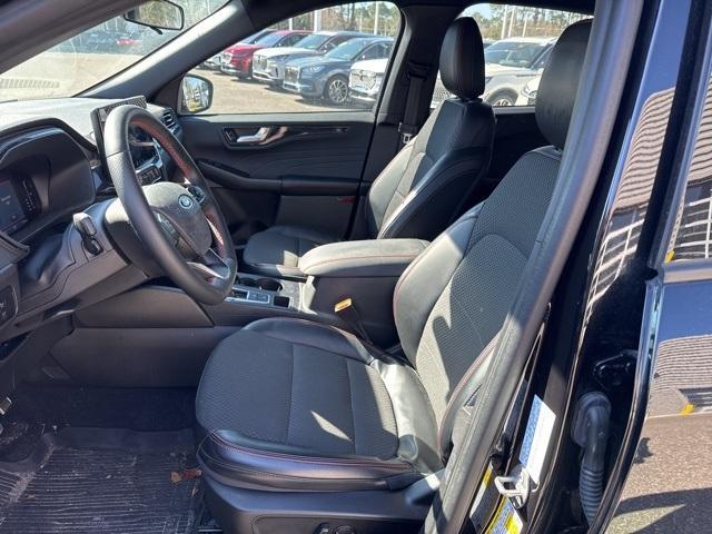 used 2023 Ford Escape car, priced at $19,924