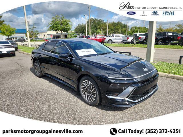 new 2025 Hyundai Sonata Hybrid car, priced at $37,497