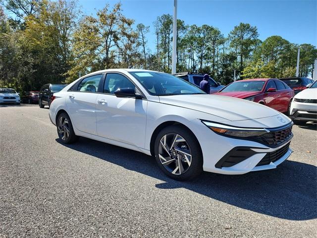 new 2025 Hyundai Elantra car, priced at $22,487
