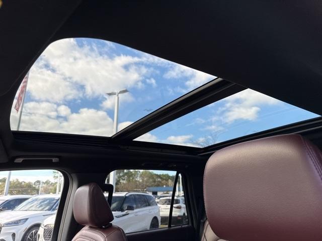 used 2024 Ford Expedition car, priced at $44,796