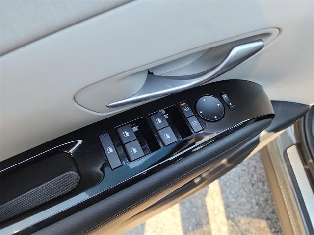 new 2025 Hyundai Tucson car, priced at $38,450