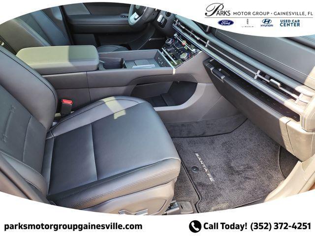 new 2025 Hyundai SANTA FE HEV car, priced at $45,535