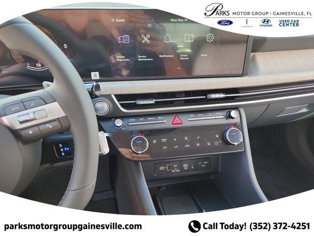 new 2025 Hyundai Sonata Hybrid car, priced at $31,997