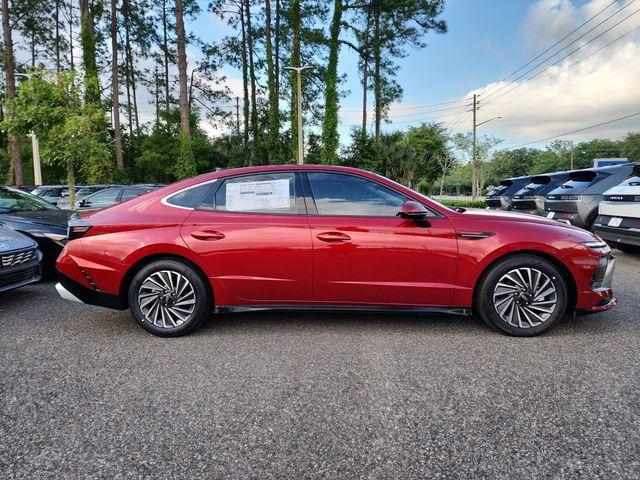 new 2025 Hyundai Sonata Hybrid car, priced at $31,997