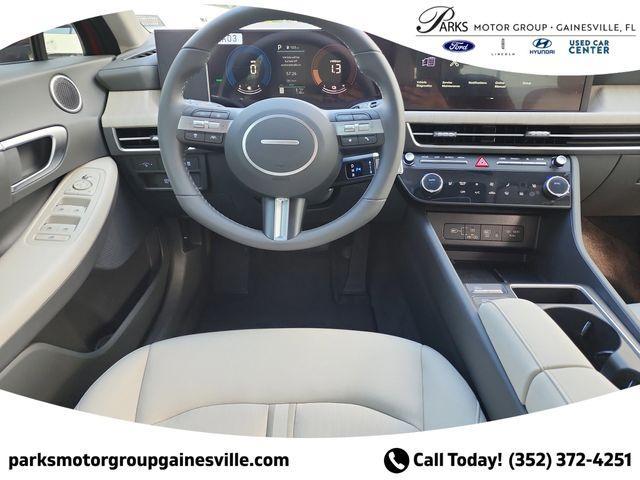 new 2025 Hyundai Sonata Hybrid car, priced at $31,997