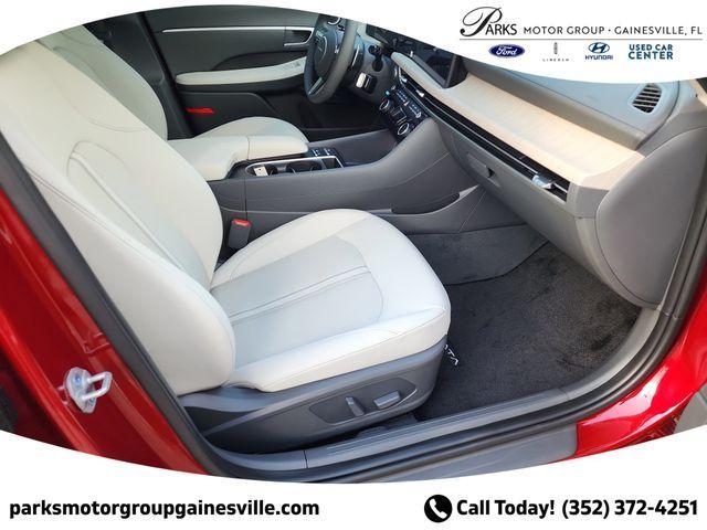 new 2025 Hyundai Sonata Hybrid car, priced at $31,997