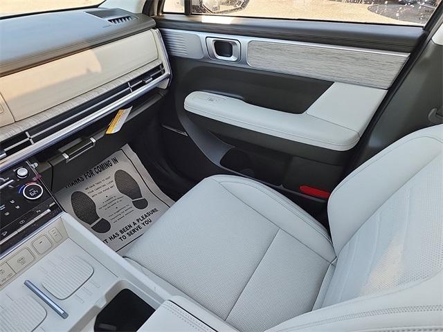 new 2025 Hyundai Santa Fe car, priced at $39,900