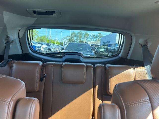 used 2017 Toyota Highlander car, priced at $19,965