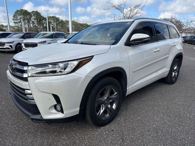 used 2017 Toyota Highlander car, priced at $18,586