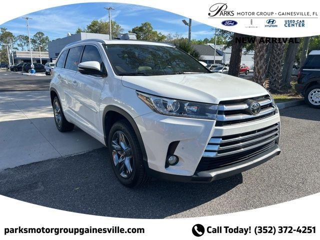 used 2017 Toyota Highlander car, priced at $19,965