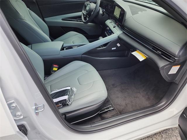 new 2025 Hyundai ELANTRA HEV car, priced at $30,118