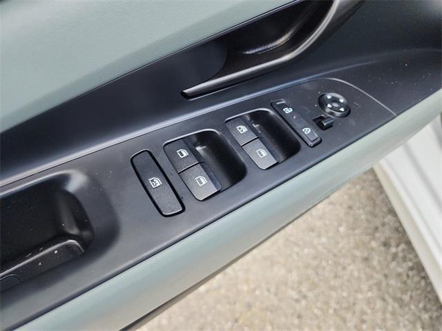 new 2025 Hyundai ELANTRA HEV car, priced at $30,118