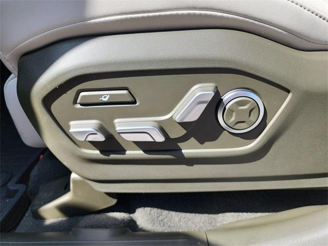 new 2025 Hyundai Santa Fe car, priced at $46,982