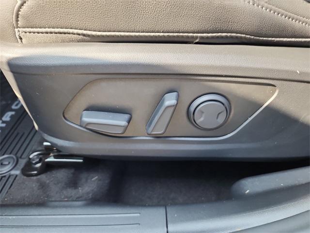 new 2025 Hyundai SANTA CRUZ car, priced at $29,615