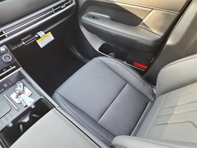 new 2025 Hyundai Santa Fe car, priced at $40,429