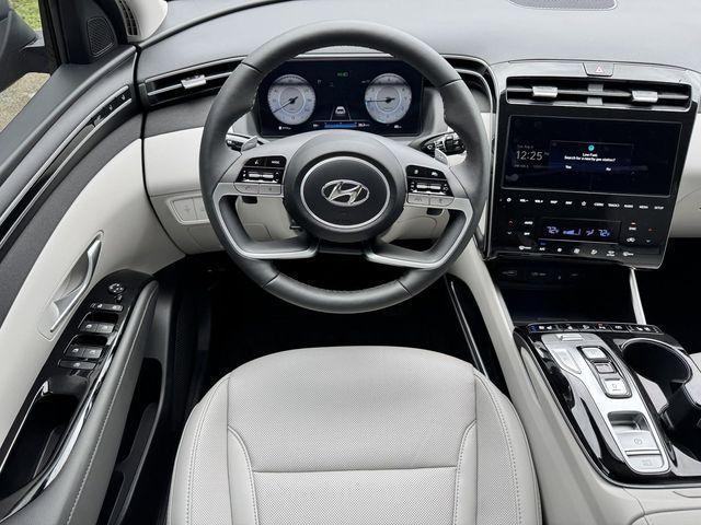 new 2024 Hyundai TUCSON Hybrid car, priced at $30,857