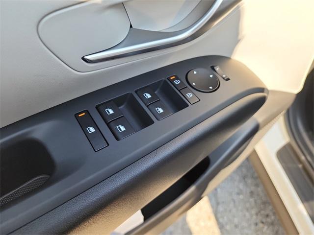 new 2025 Hyundai Tucson car, priced at $35,193