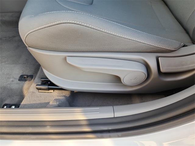 new 2025 Hyundai Elantra car, priced at $26,939