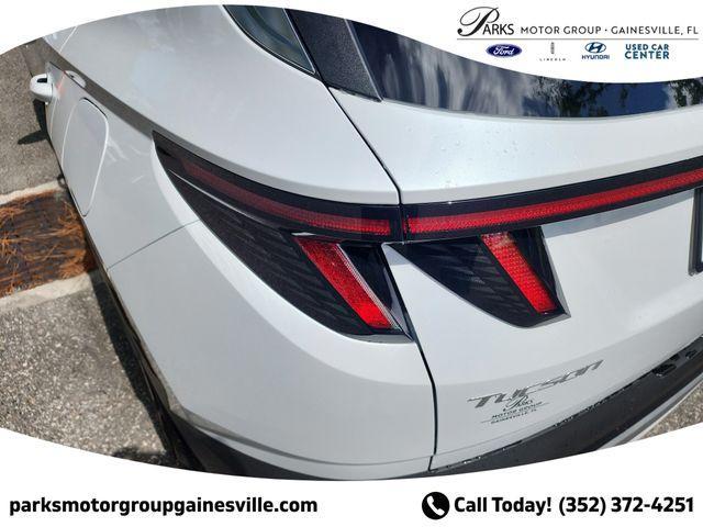 new 2025 Hyundai TUCSON Hybrid car, priced at $36,769