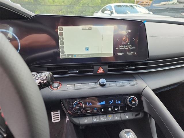 new 2025 Hyundai Elantra car, priced at $27,067