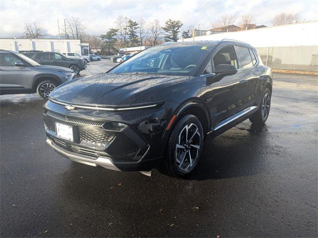 used 2025 Chevrolet Equinox EV car, priced at $26,867
