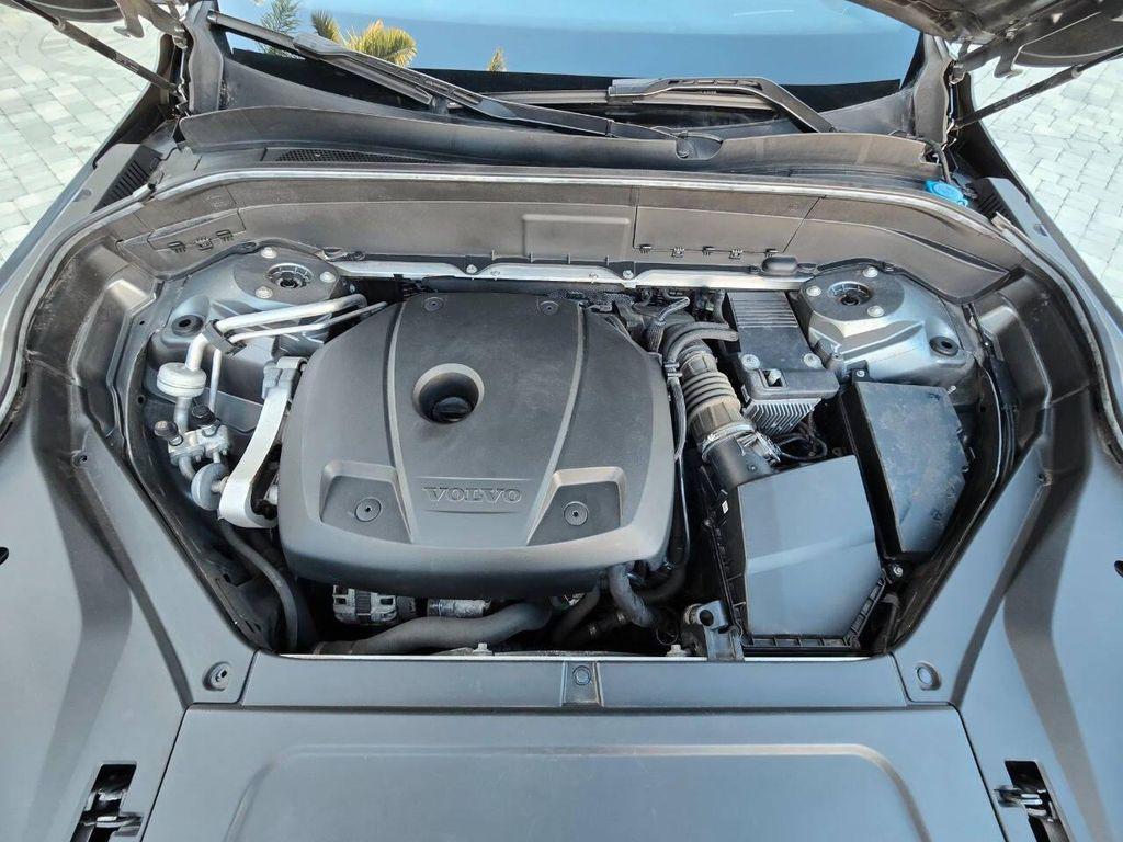 used 2017 Volvo XC90 car, priced at $18,999