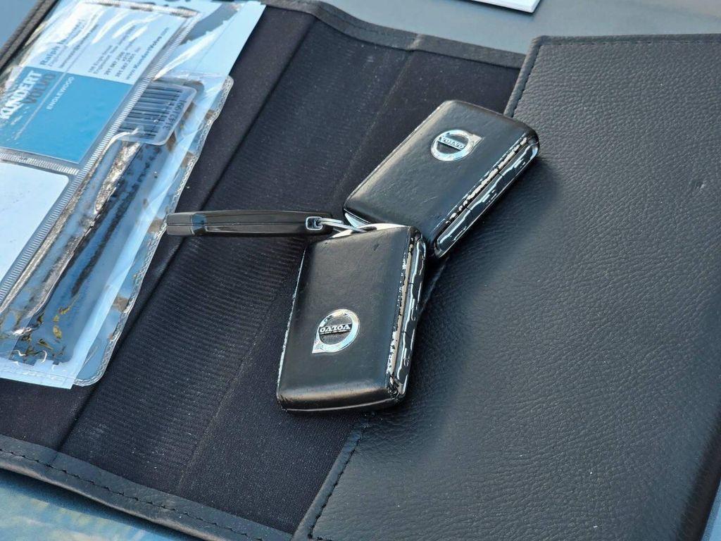 used 2017 Volvo XC90 car, priced at $18,999