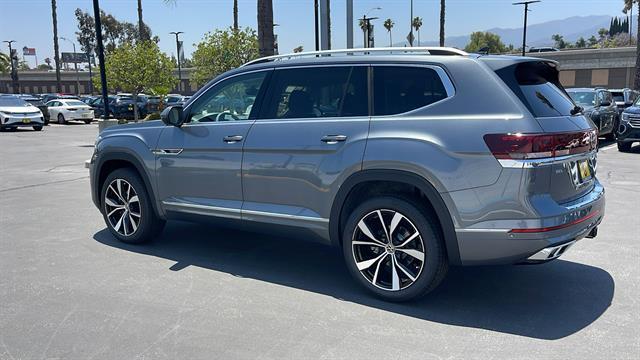 new 2025 Volkswagen Atlas car, priced at $48,984