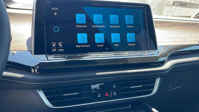 new 2025 Volkswagen Atlas car, priced at $48,984