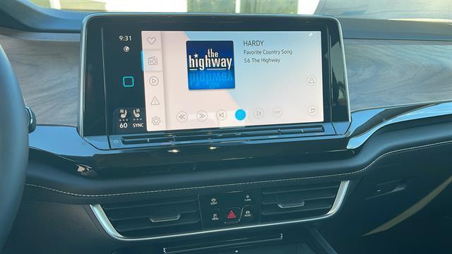 new 2026 Volkswagen Atlas car, priced at $44,578