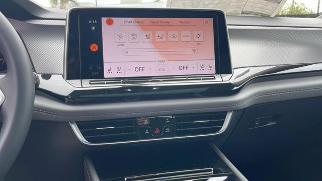 new 2025 Volkswagen Atlas car, priced at $41,429