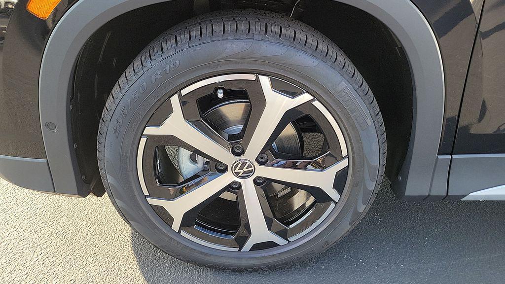 new 2026 Volkswagen Tiguan car, priced at $35,897