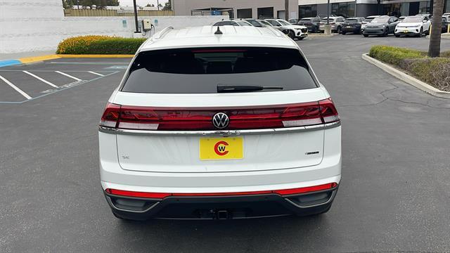 new 2025 Volkswagen Atlas Cross Sport car, priced at $39,201