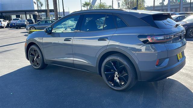 new 2025 Volkswagen ID.4 car, priced at $42,468